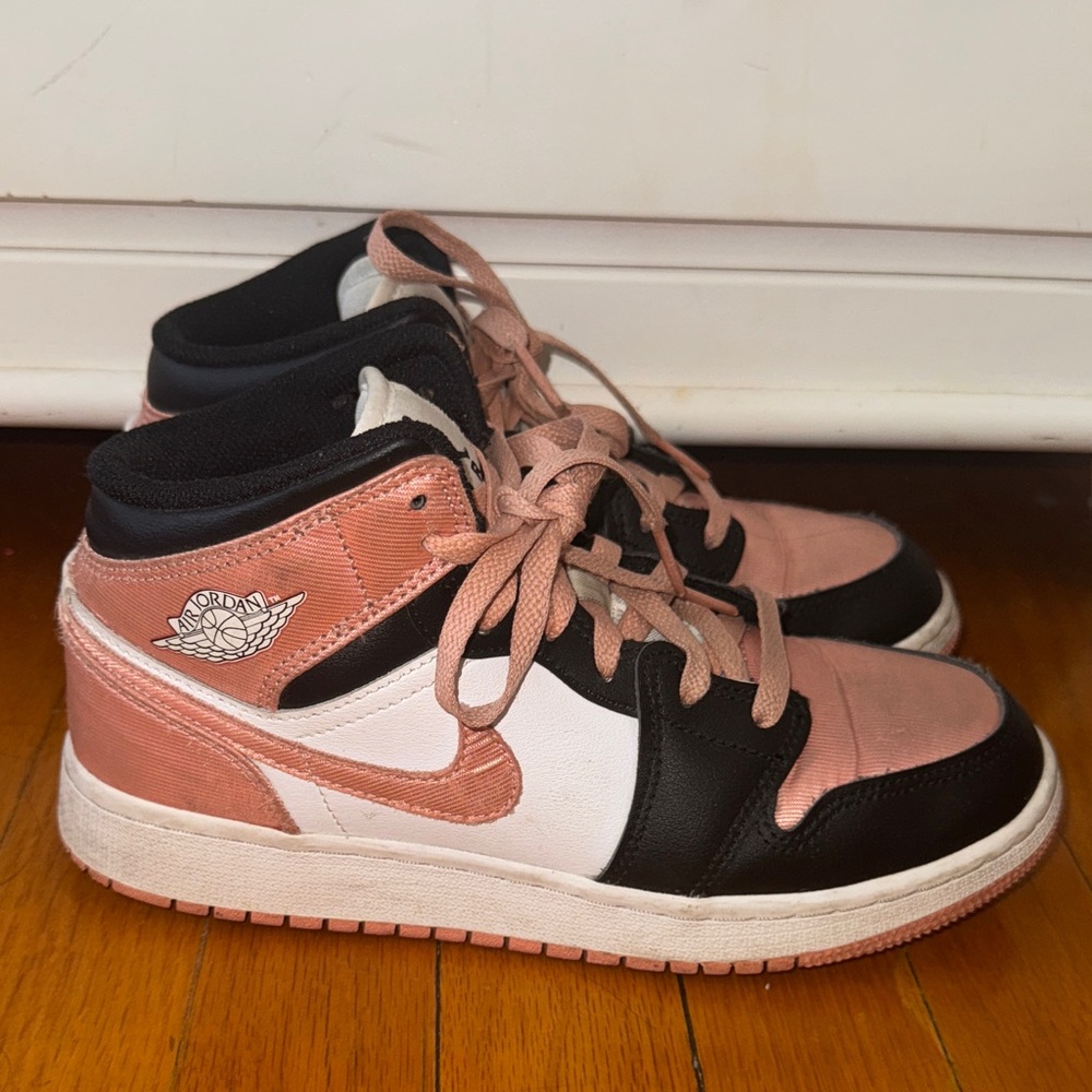 Jordan Kids Pink and Black High-Top Sneakers
